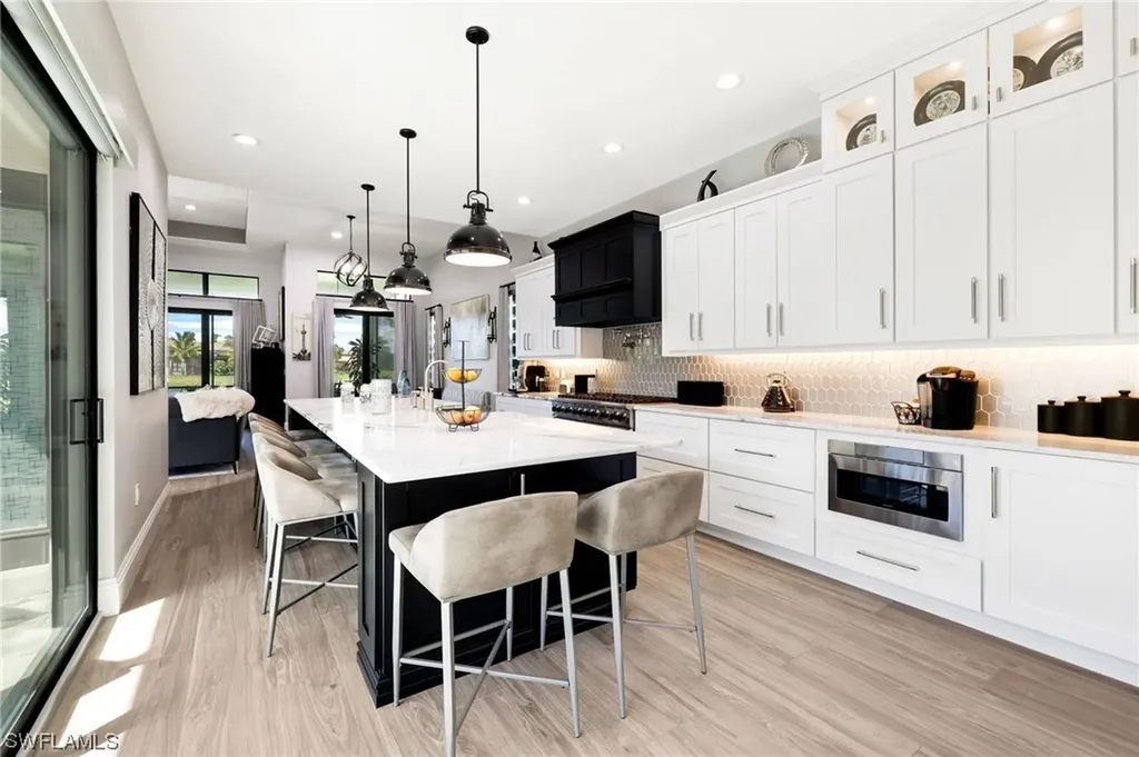 Naples FL, 6283 Brunello Lane