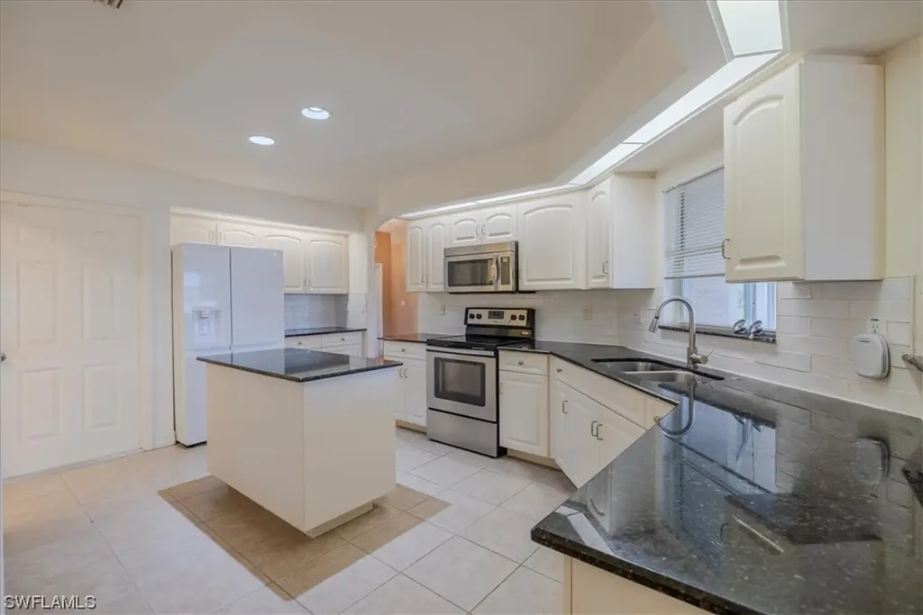 2918 11th Street SW Lehigh Acres FL 33976