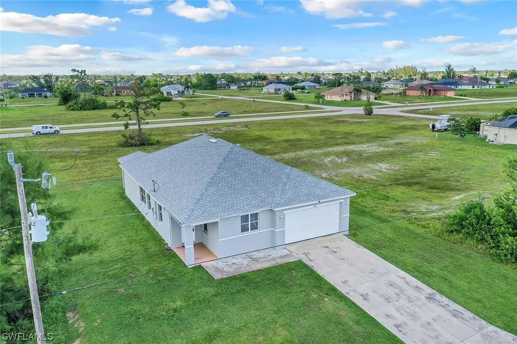 1412 NW 21st Court Cape Coral FL 33993