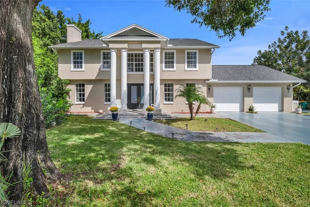 6173 Star Grass Lane Naples FL 34116