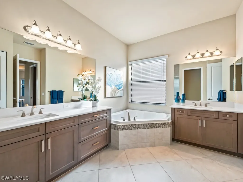 4314 Aurora Street Naples FL 34119