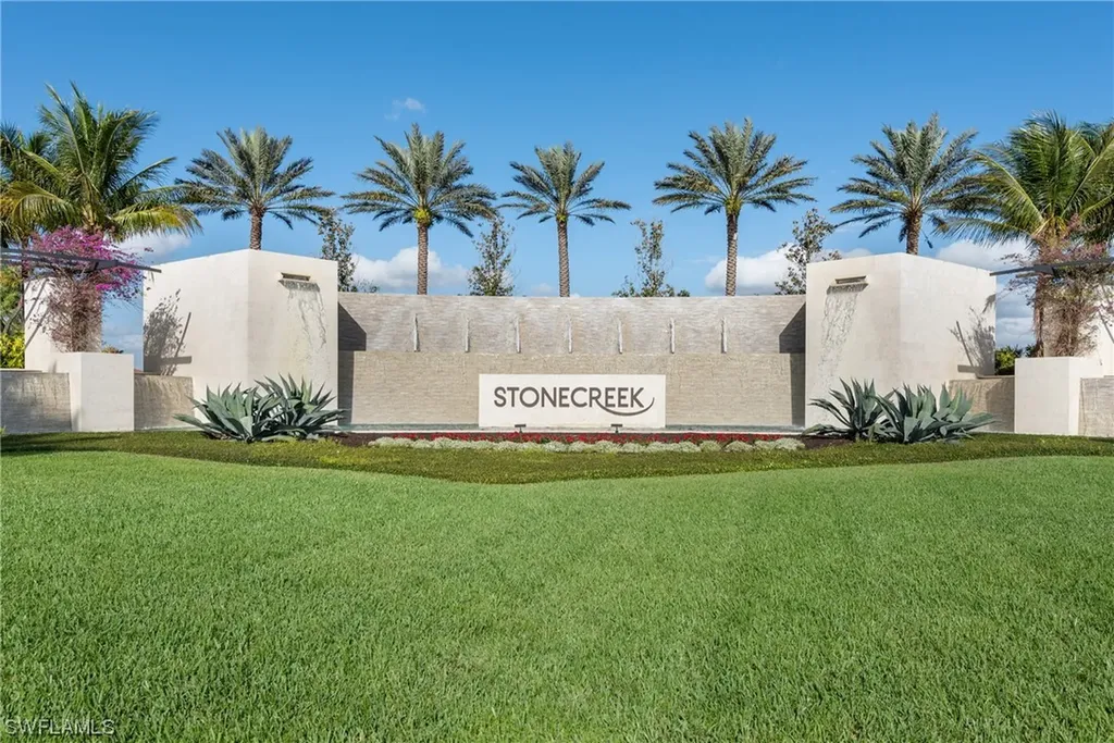 4314 Aurora Street Naples FL 34119