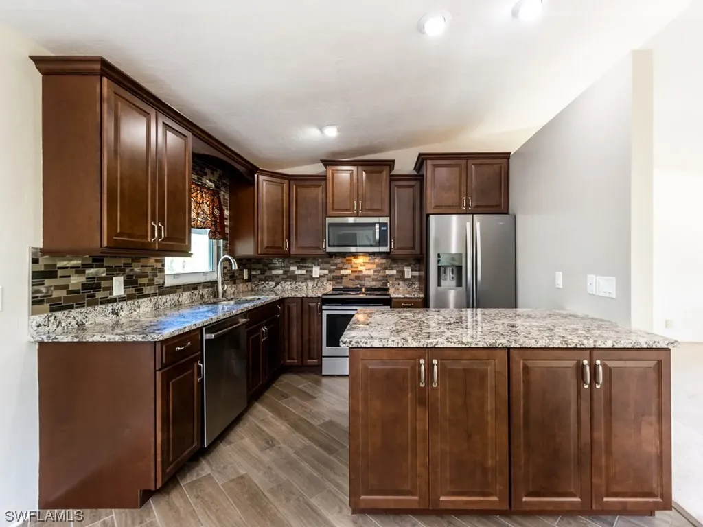 579 Rabbit Road Sanibel FL 33957