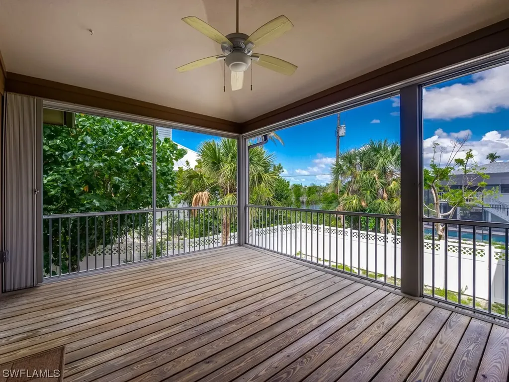 579 Rabbit Road Sanibel FL 33957