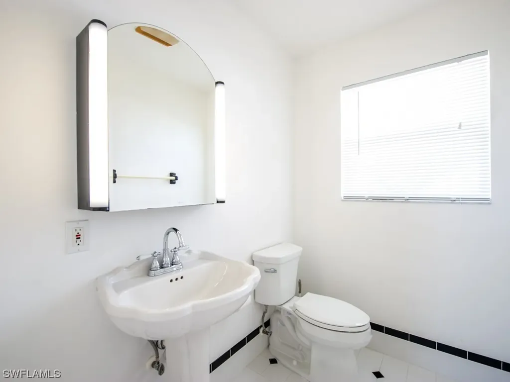 579 Rabbit Road Sanibel FL 33957