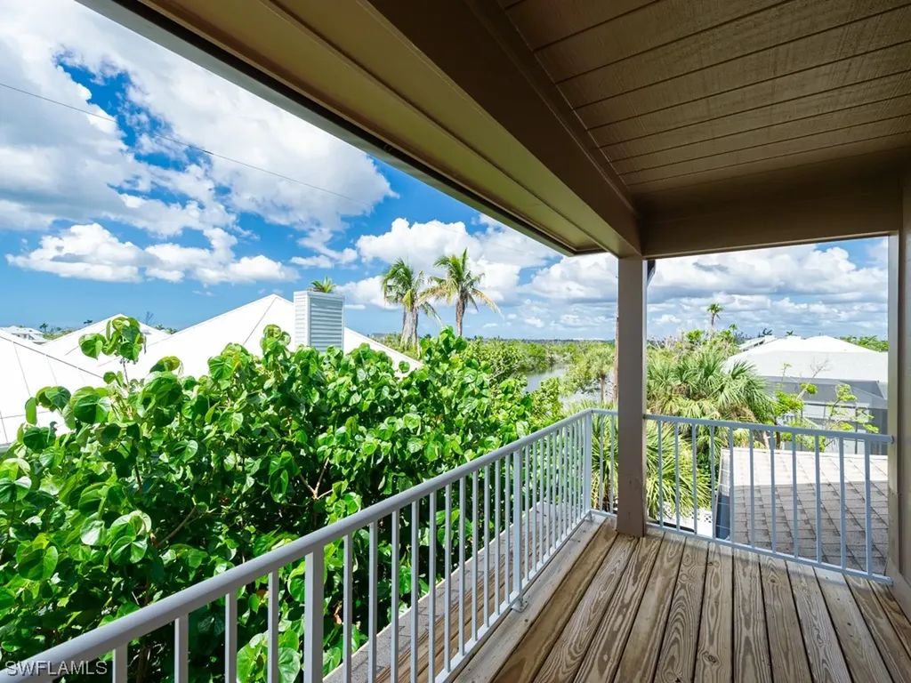 579 Rabbit Road Sanibel FL 33957