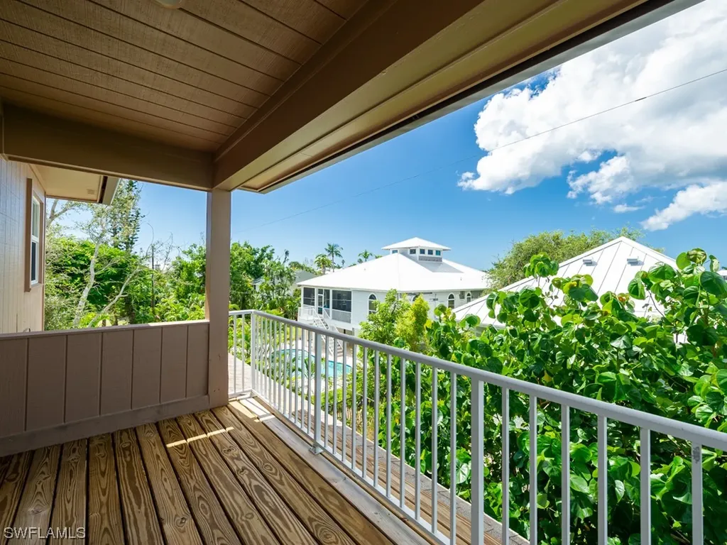 579 Rabbit Road Sanibel FL 33957
