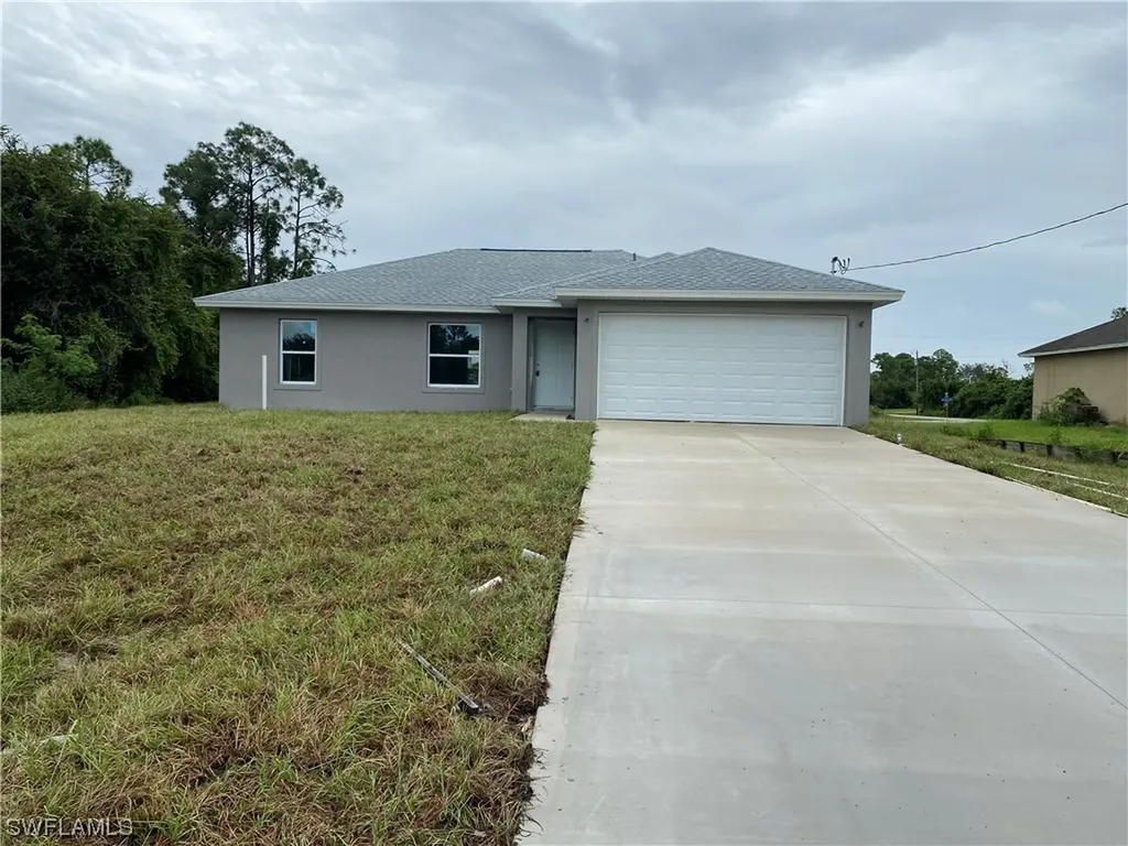 55 Sara Avenue S Lehigh Acres FL 33976