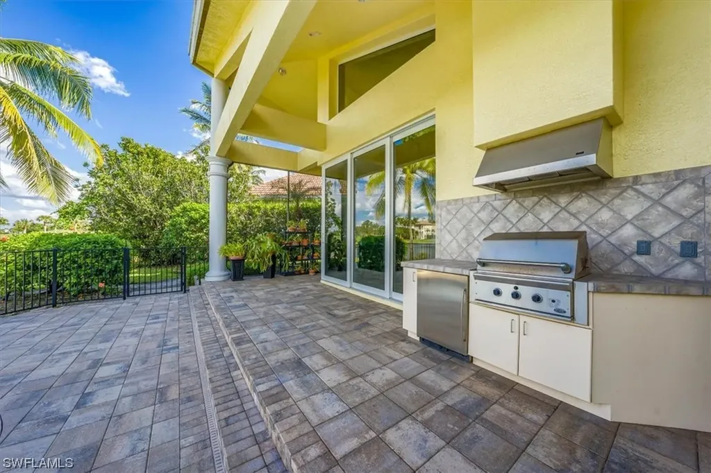 8710 Purslane Drive Naples FL 34109