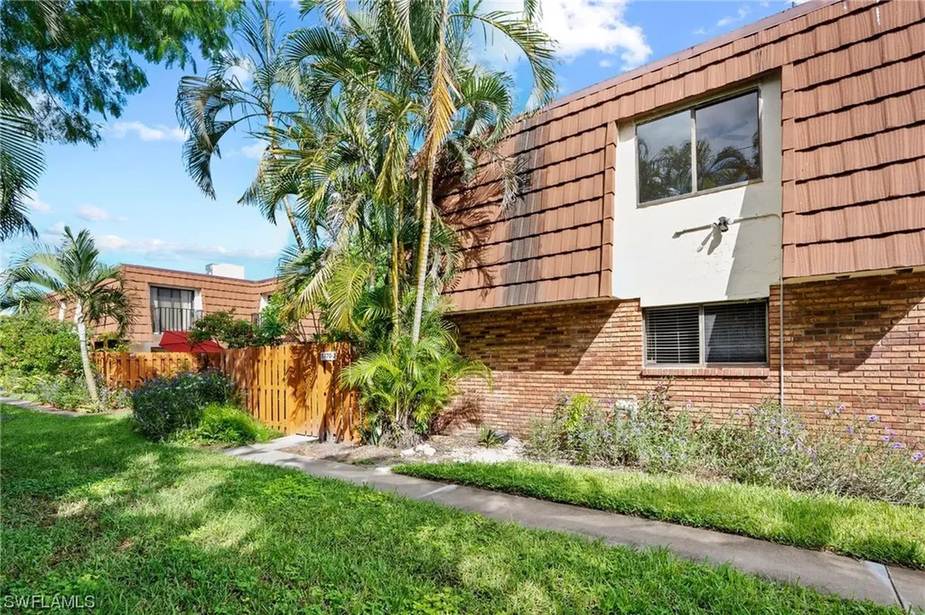 1470 Park Shore Circle Fort Myers FL 33901