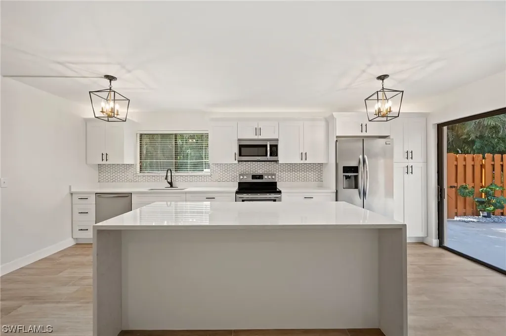 1470 Park Shore Circle Fort Myers FL 33901