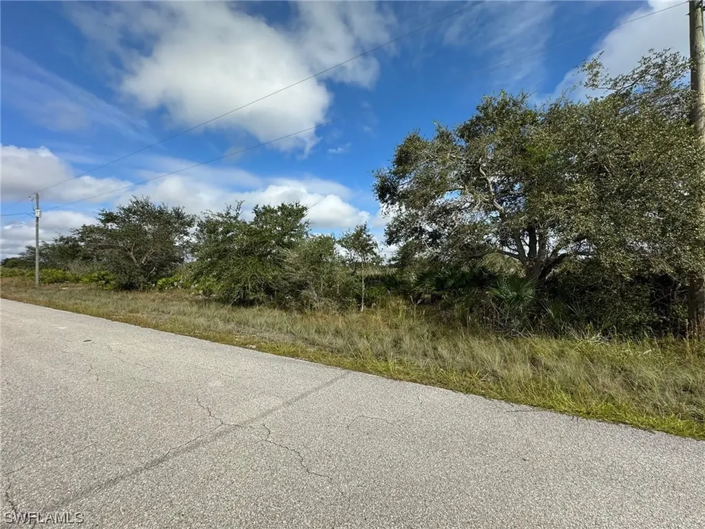 Lehigh Acres FL, 2706 72ND Street W