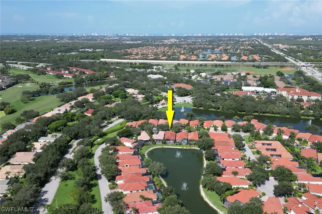 967 Fountain Run Naples FL 34119