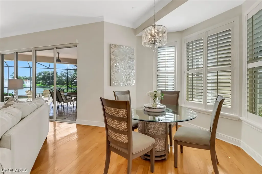 967 Fountain Run Naples FL 34119