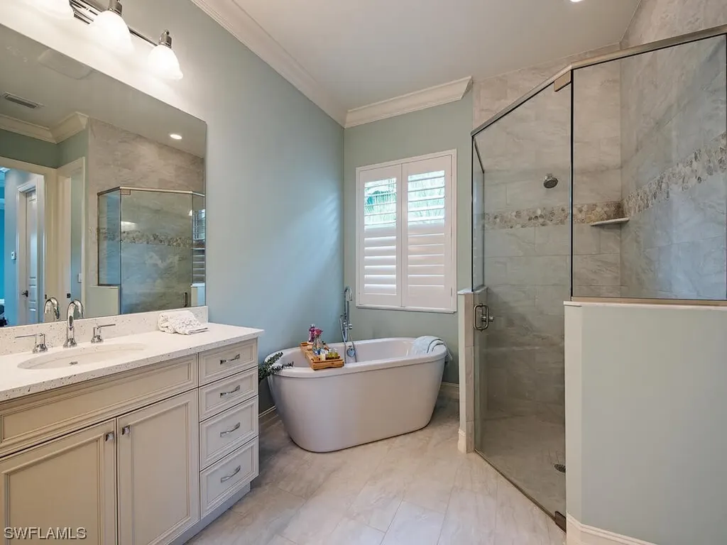 14689 Reserve Lane Naples FL 34109