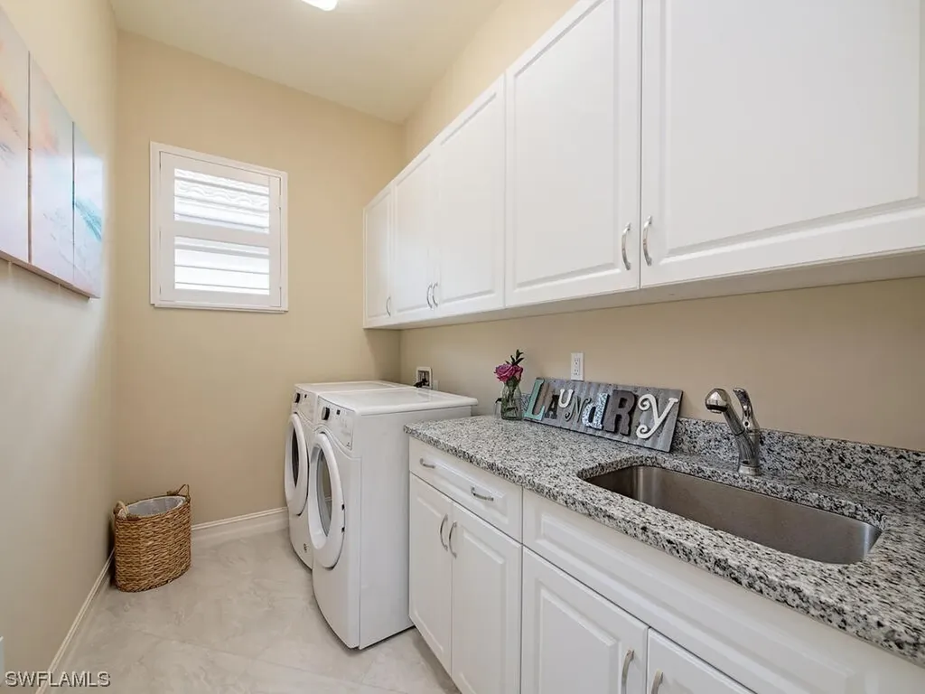 14689 Reserve Lane Naples FL 34109