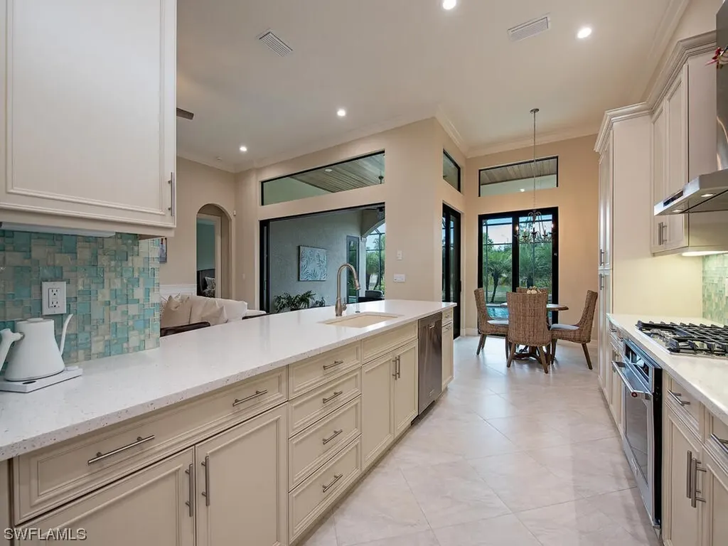 14689 Reserve Lane Naples FL 34109
