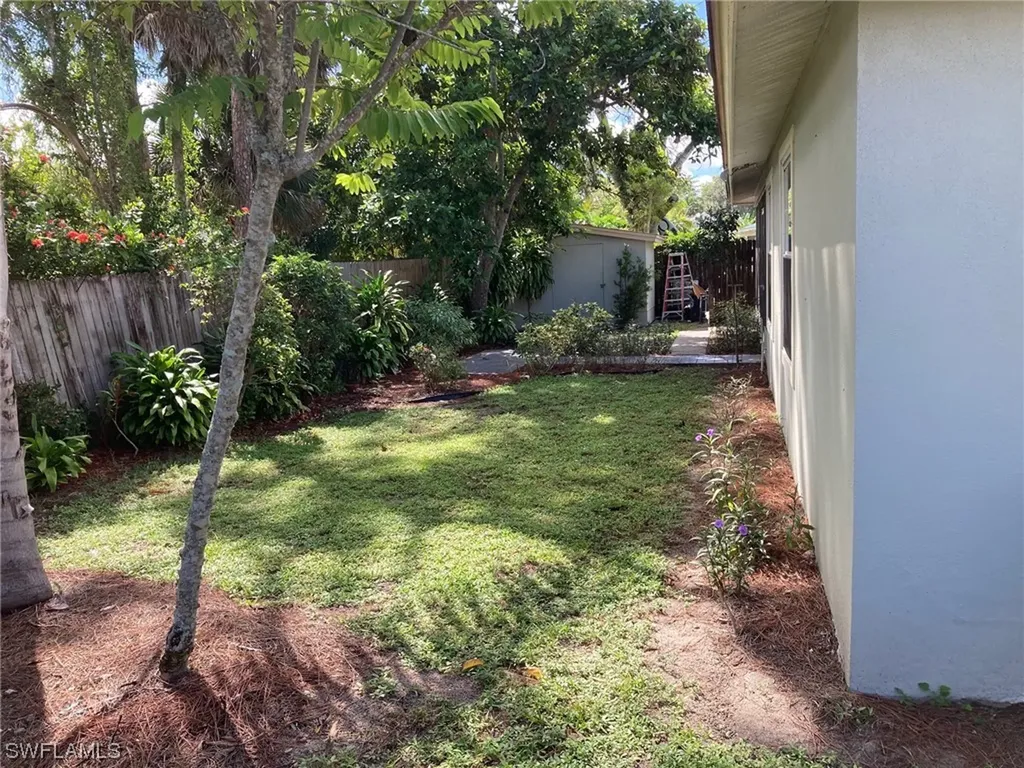 3338 Poinciana Street Naples FL 34105