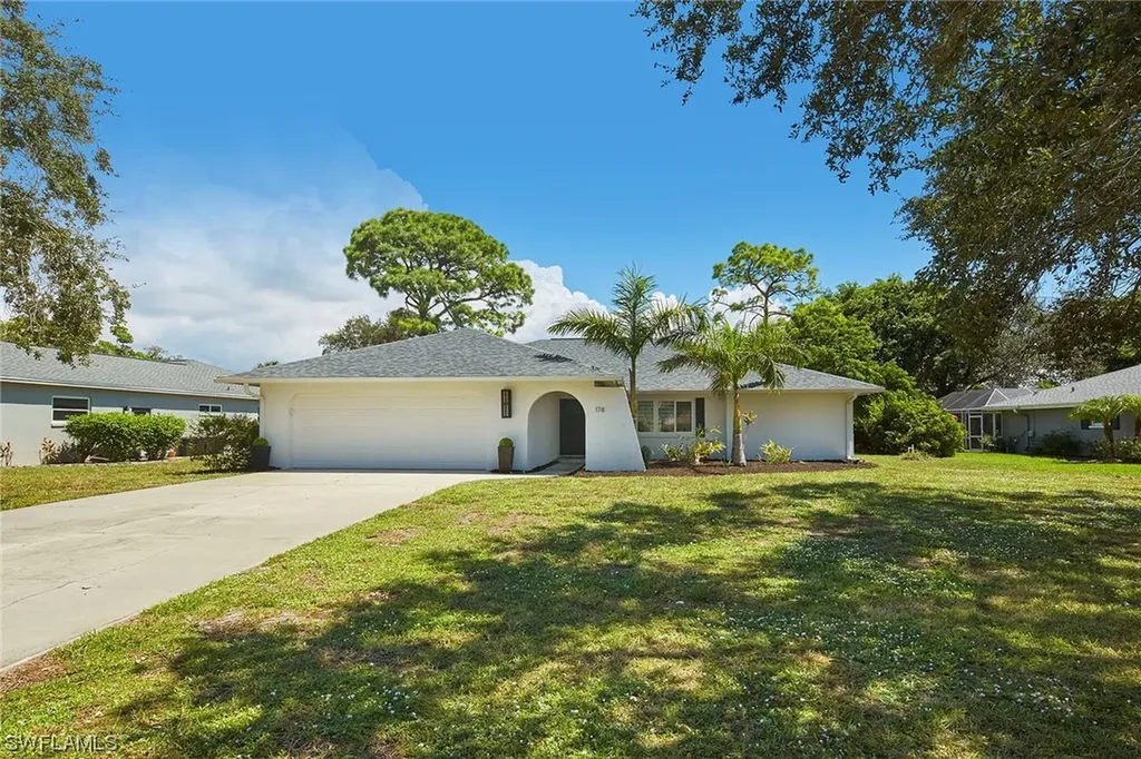 178 Westwood Drive Naples FL 34110