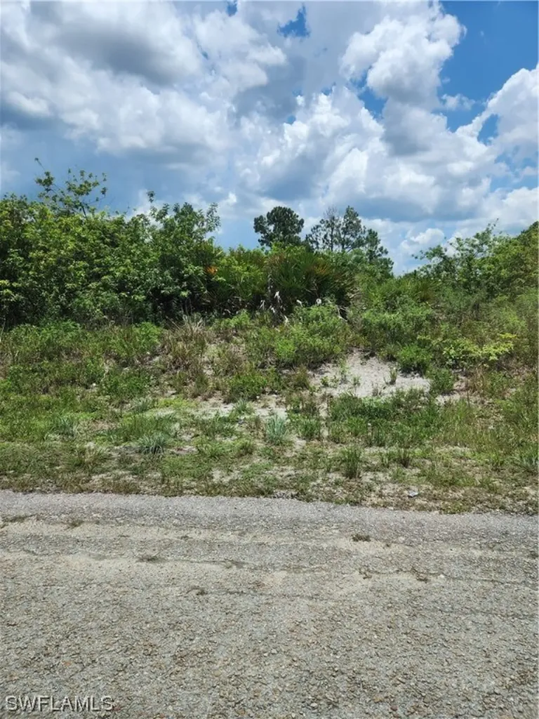 1204 Hudson Street E Lehigh Acres FL 33974