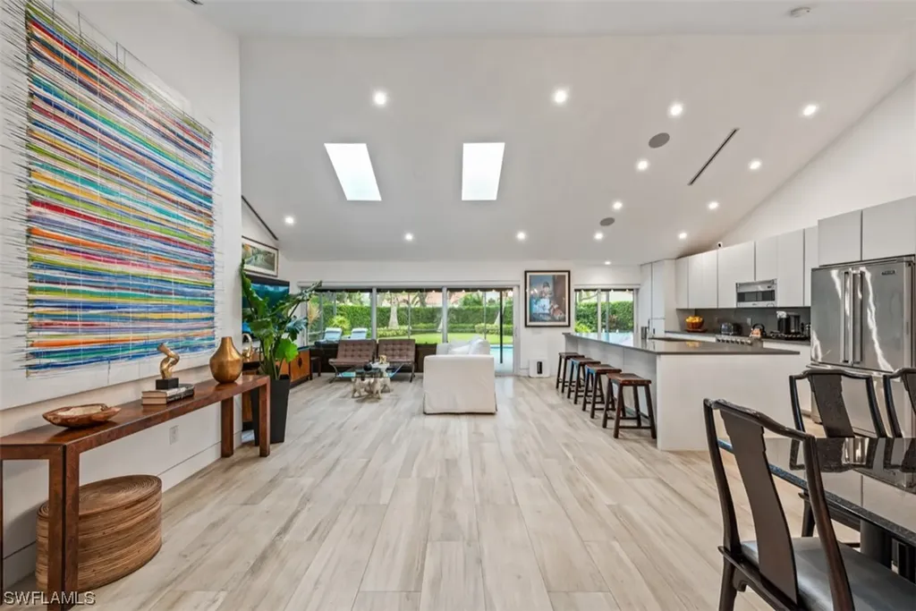 743 Reef Point Circle Naples FL 34108