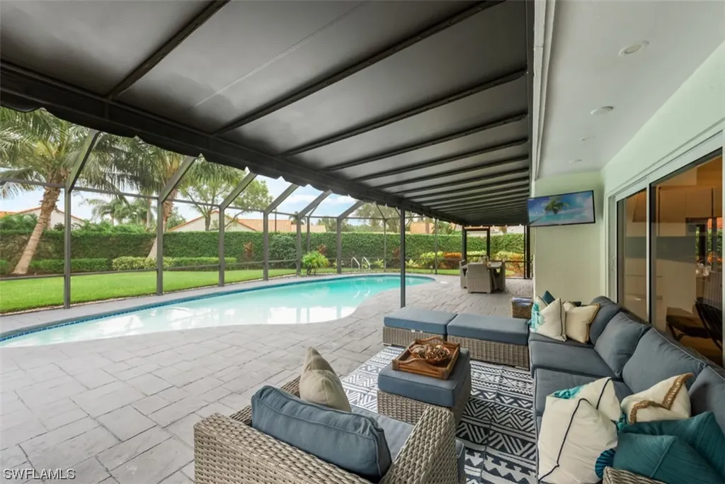 743 Reef Point Circle Naples FL 34108