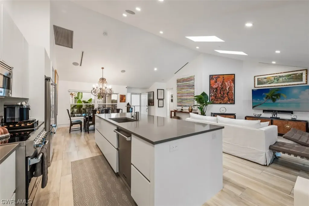 743 Reef Point Circle Naples FL 34108