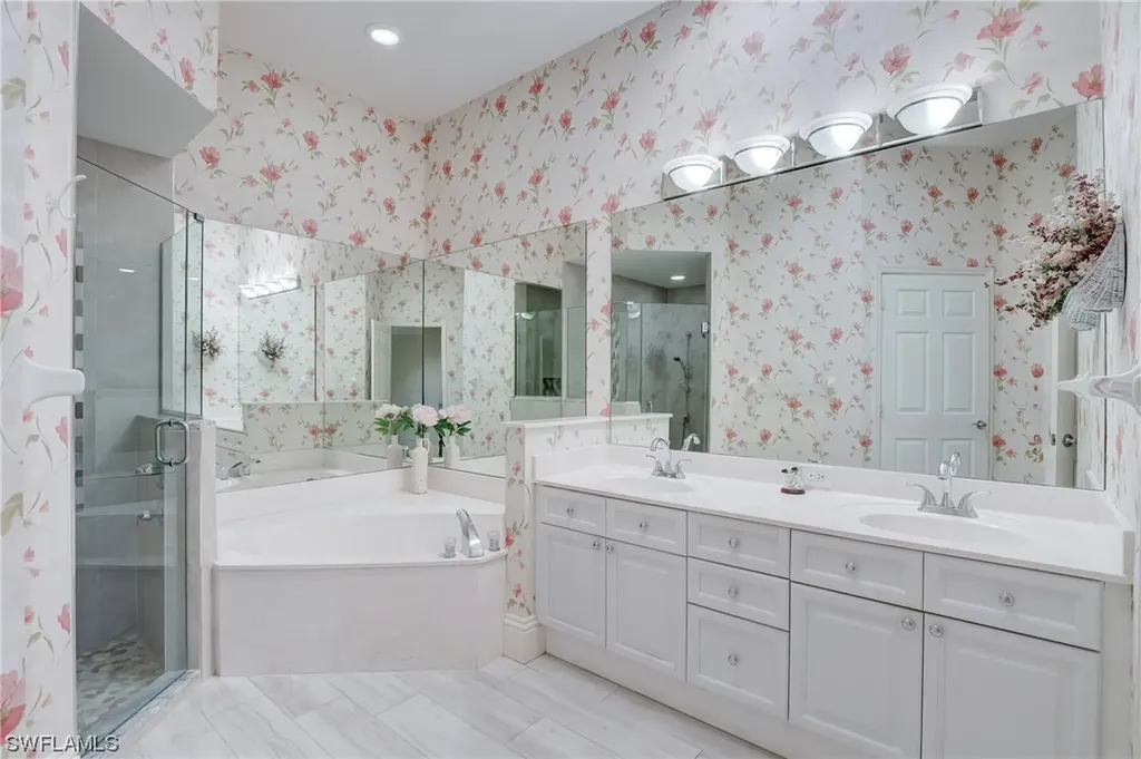 1741 York Island Drive Naples FL 34112