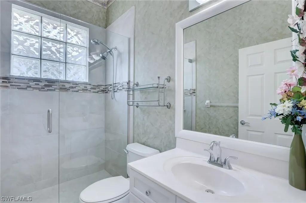 1741 York Island Drive Naples FL 34112