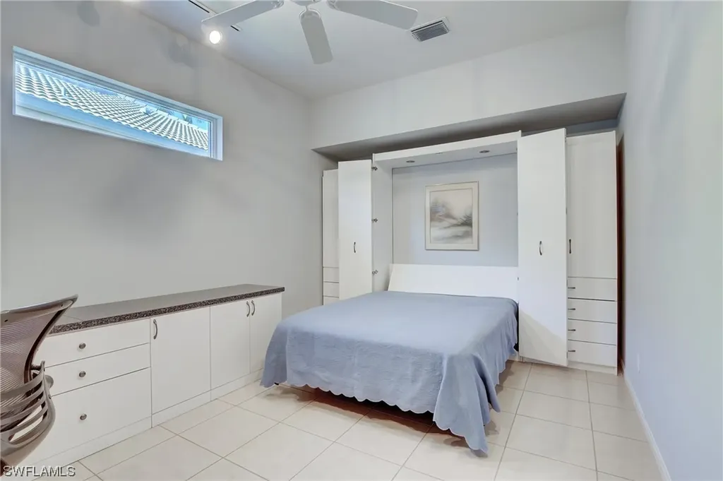 1741 York Island Drive Naples FL 34112
