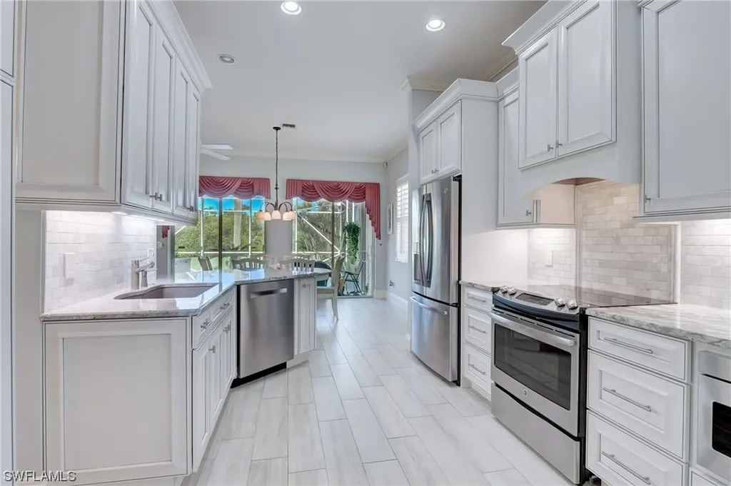 1741 York Island Drive Naples FL 34112