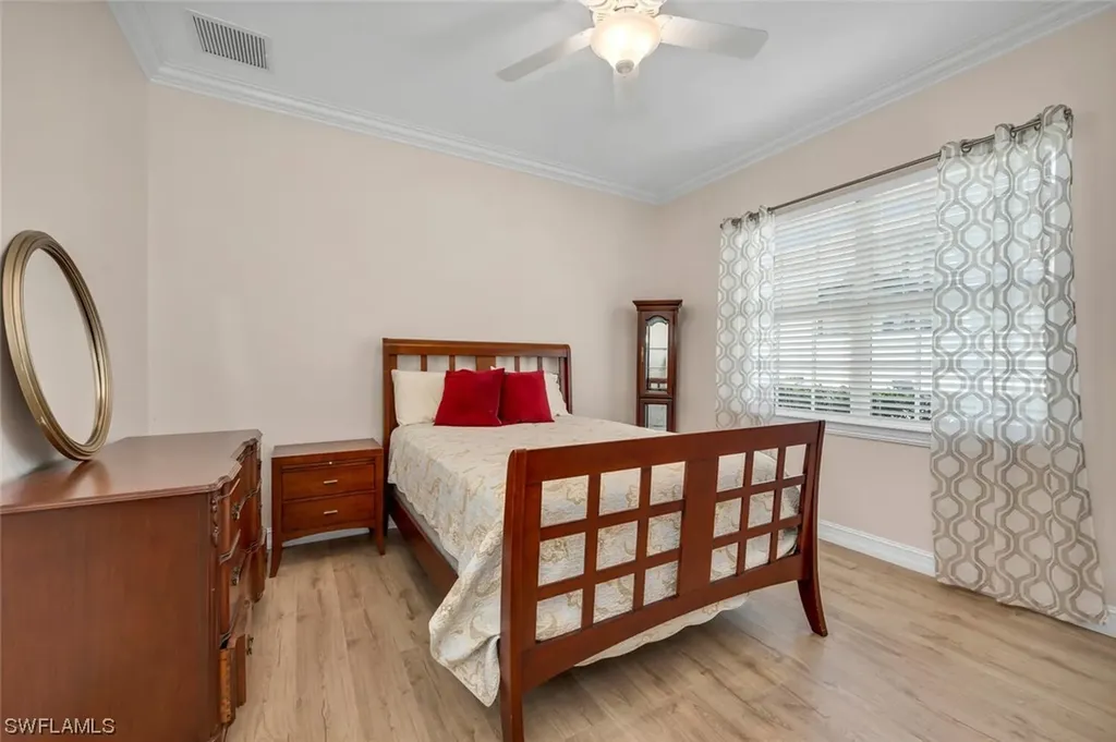 4960 Rustic Oaks Circle Naples FL 34105