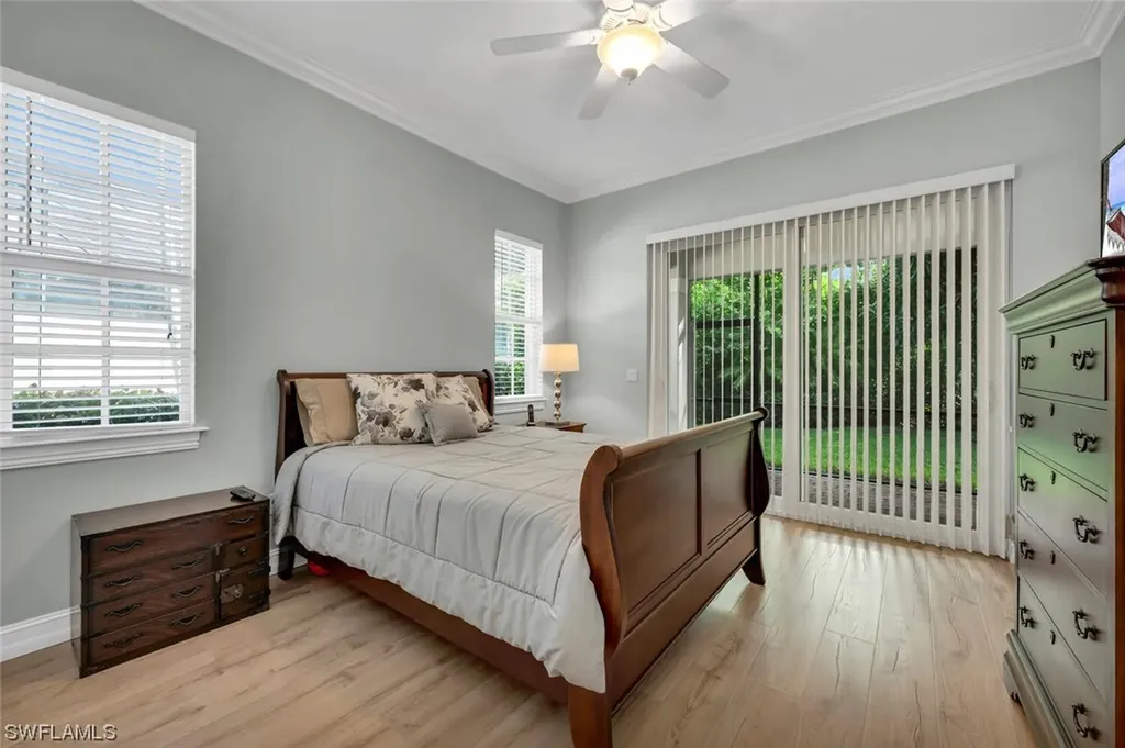 4960 Rustic Oaks Circle Naples FL 34105