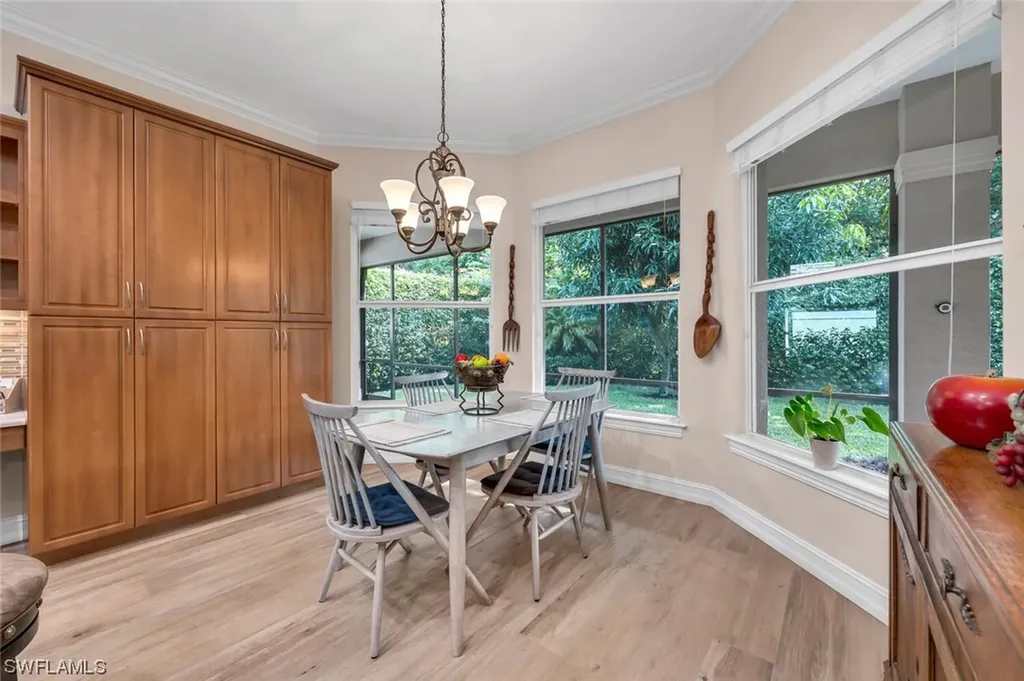 4960 Rustic Oaks Circle Naples FL 34105