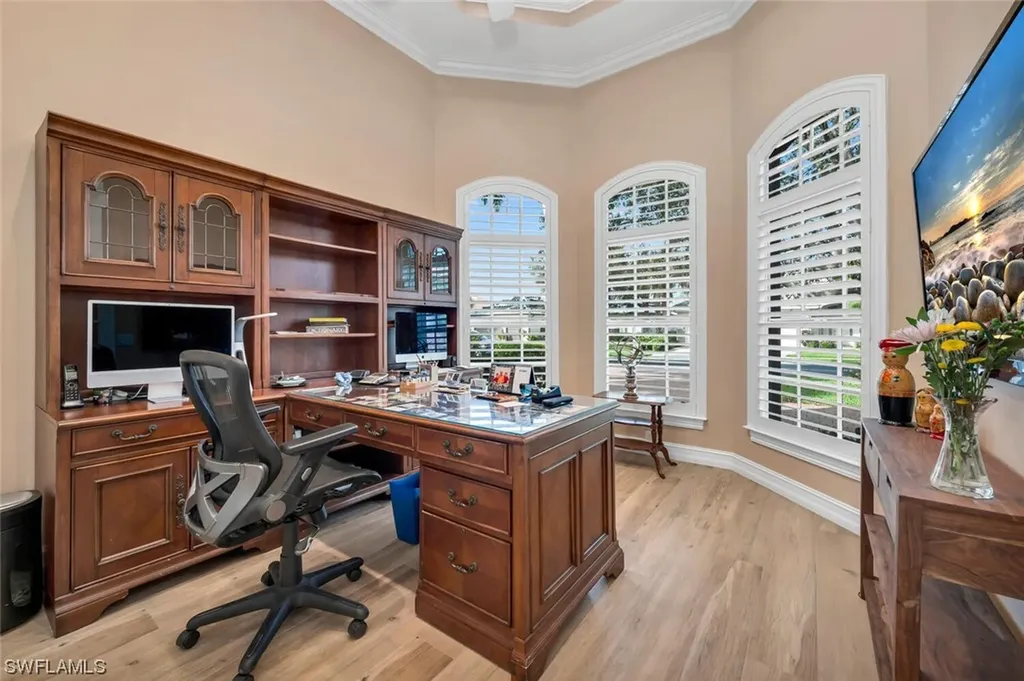 4960 Rustic Oaks Circle Naples FL 34105