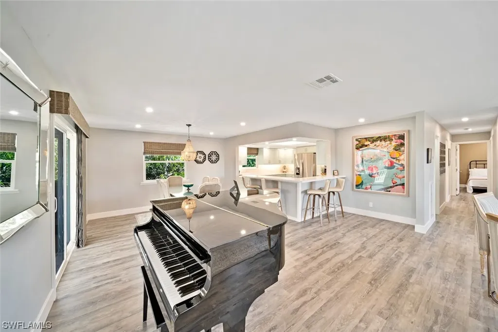 198 Southwinds Drive Sanibel FL 33957