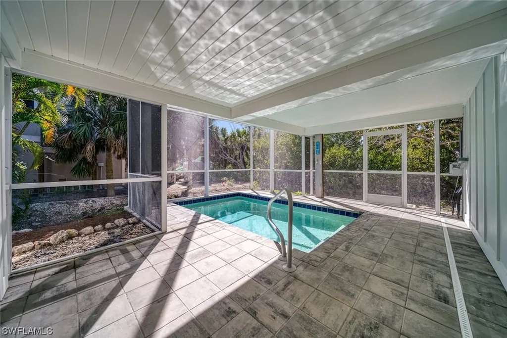 198 Southwinds Drive Sanibel FL 33957