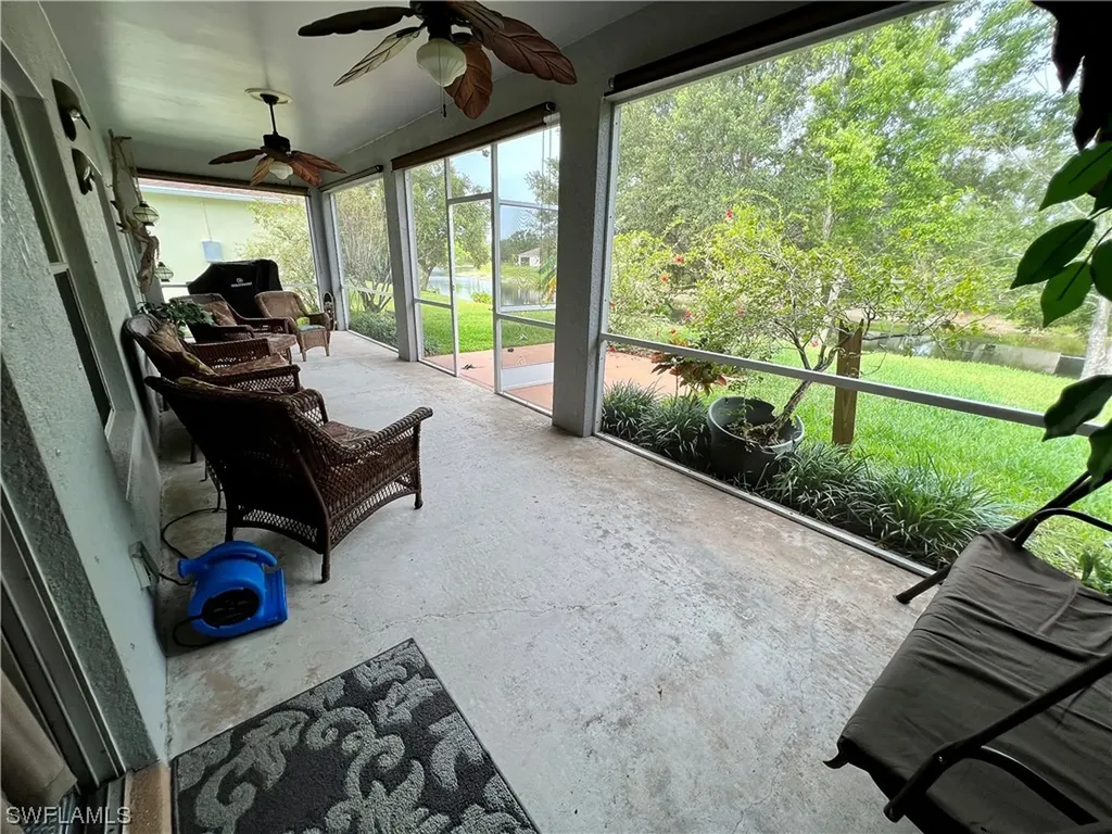 2493 Nature Pointe Loop Fort Myers FL 33905