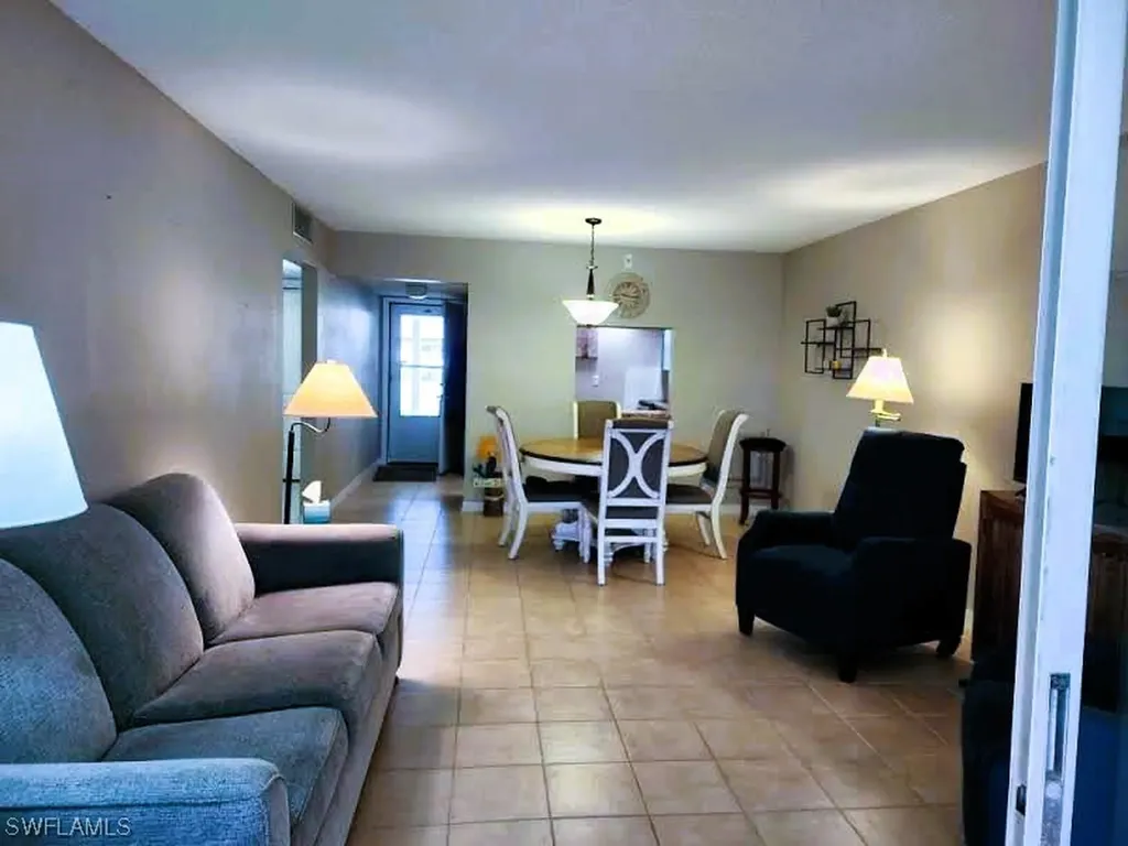 4774 Hidden Harbour Boulevard Fort Myers FL 33919