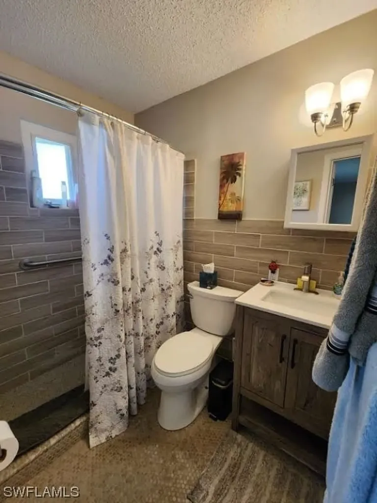4774 Hidden Harbour Boulevard Fort Myers FL 33919