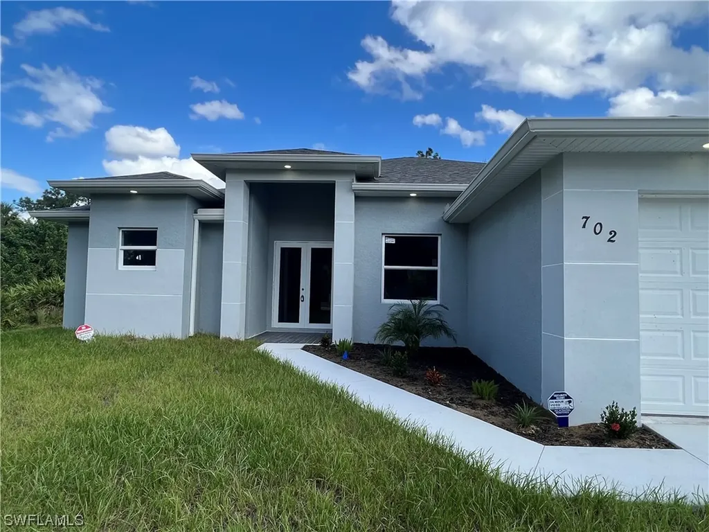 702 Columbus Avenue Lehigh Acres FL 33972