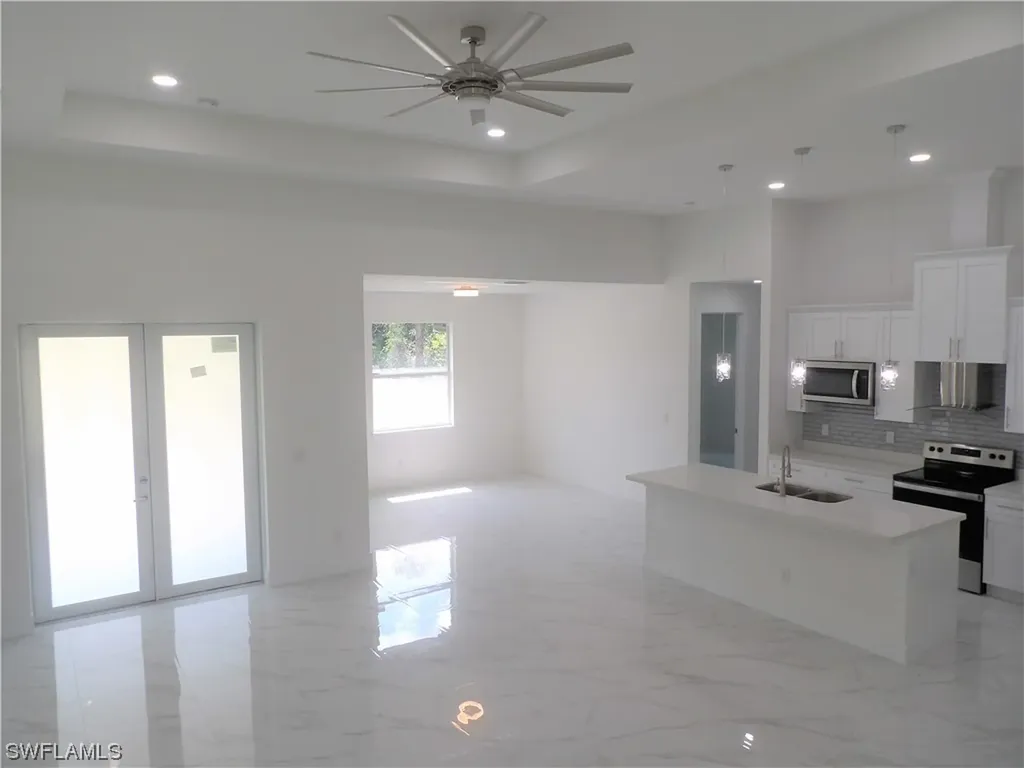 702 Columbus Avenue Lehigh Acres FL 33972