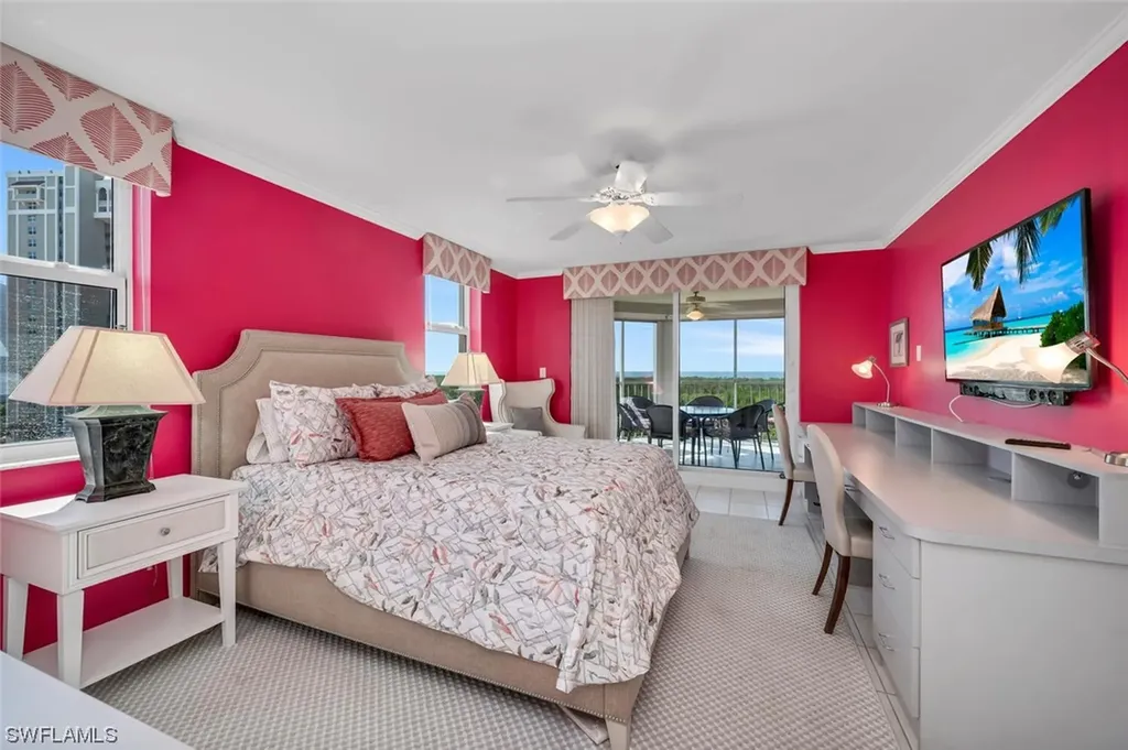 6585 Nicholas Boulevard Naples FL 34108