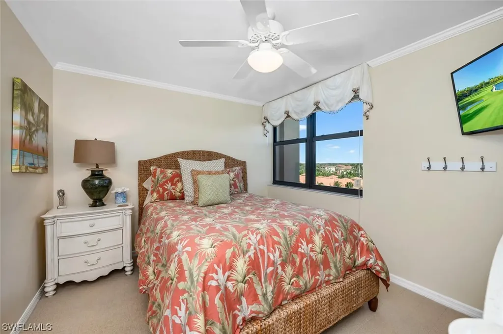 6585 Nicholas Boulevard Naples FL 34108