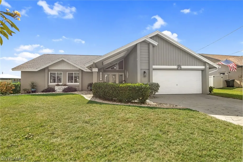 1726 SE 2nd Street Cape Coral FL 33990