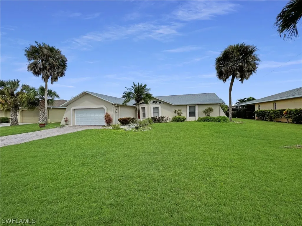 2831 SE 19th Place Cape Coral FL 33904