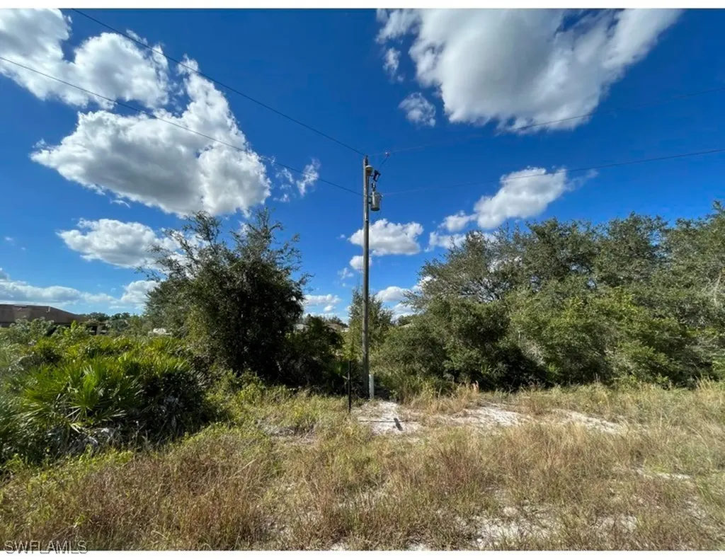 1833 Styles Court Lehigh Acres FL 33972