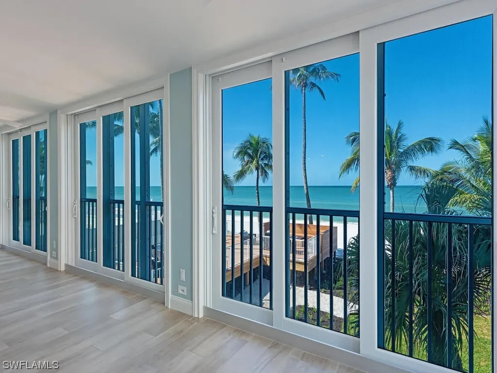 3377 Gulf Shore Boulevard N Naples FL 34103