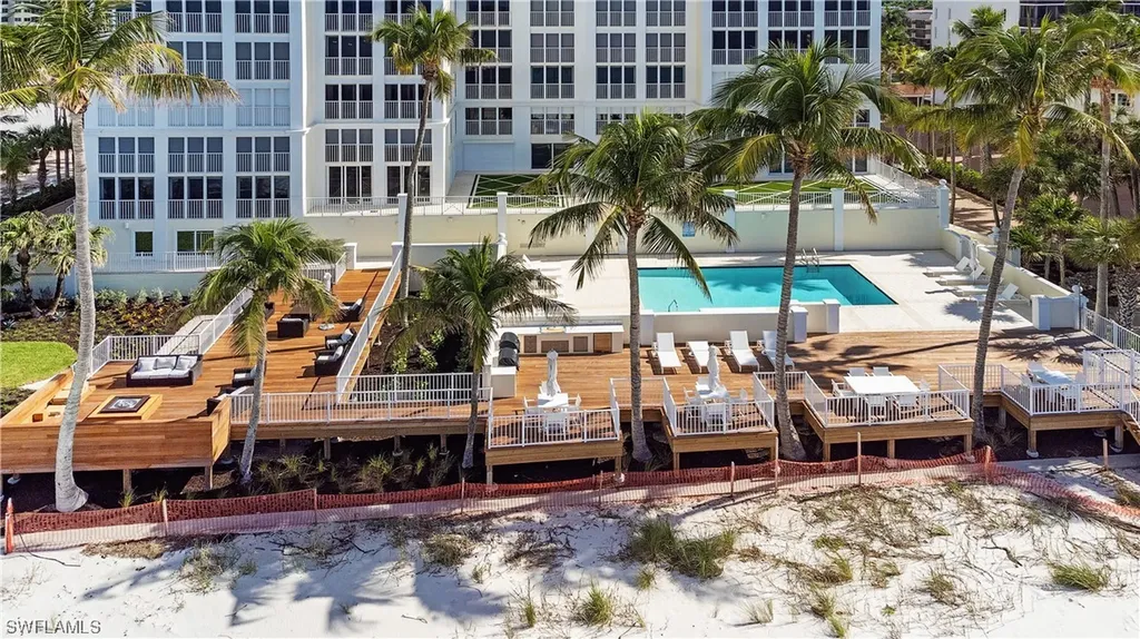 3377 Gulf Shore Boulevard N Naples FL 34103