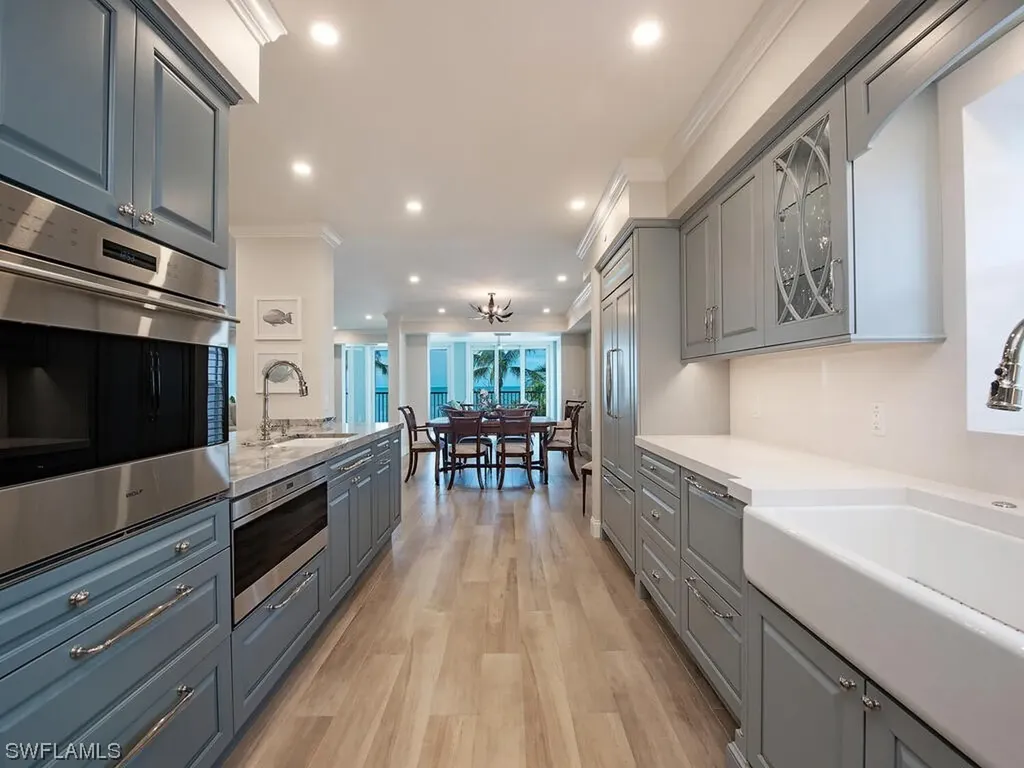 3377 Gulf Shore Boulevard N Naples FL 34103